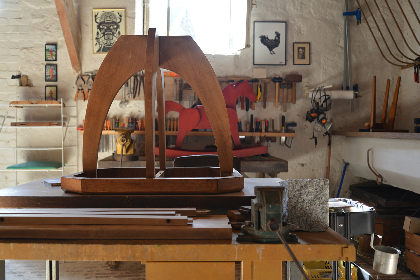 Atelier de rénovation, réparation, restauration de meubles en bois, dans l'Aisne